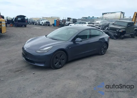 2023 Tesla Model 3 Rear-Wheel Drive z USA, uszkodzony, nr VIN 5YJ3E1EA5PF643087